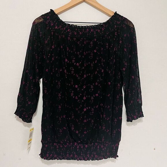 INC Black And Fuchsia Eyelet Top   Sz M  NWT - Picture 2 of 5